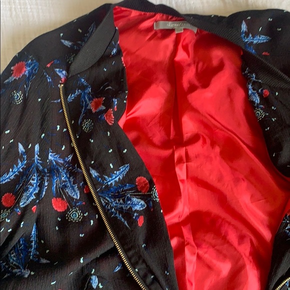 Bomber - Picture 3 of 5